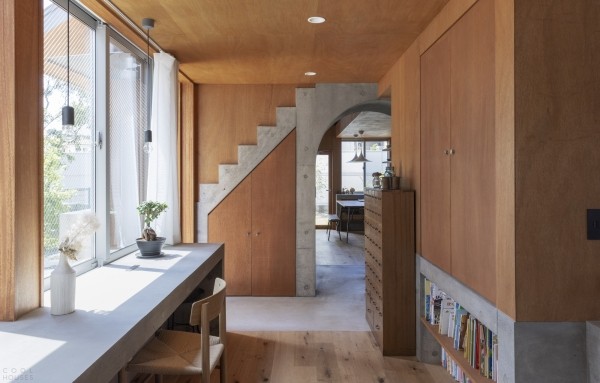 Семейный дом с уникальной бетонной конструкцией