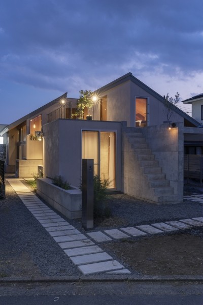 Семейный дом с уникальной бетонной конструкцией