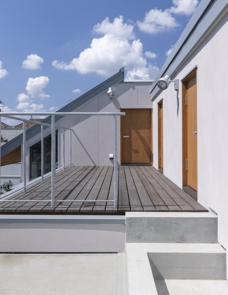 Семейный дом с уникальной бетонной конструкцией