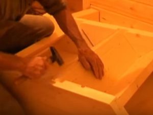 Лестница на мансарду своими руками: пошаговая инструкция + фото Лестница на мансарду своими руками: пошаговая инструкция + фото