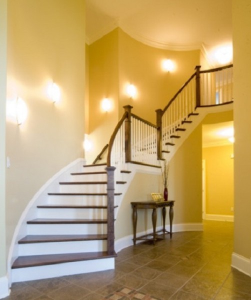 Подсветка лестницы: варианты подсветки на ступенях с датчиком движения