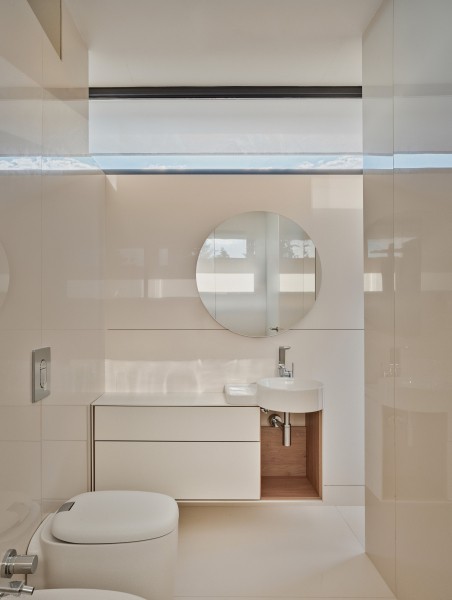 Дом с гармоничным единством природы, дизайна и технологий Дом с гармоничным единством природы, дизайна и технологий