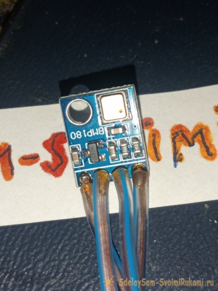 Точный электронный барометр в ретро стиле своими руками