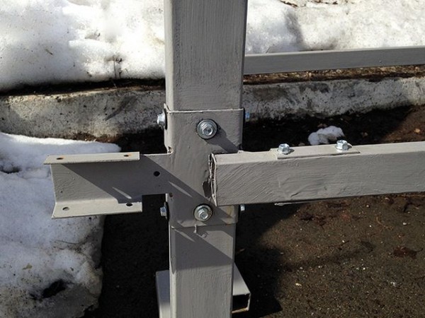 Как построить забор из профлиста своими руками: пошаговая инструкция и важные нюансы