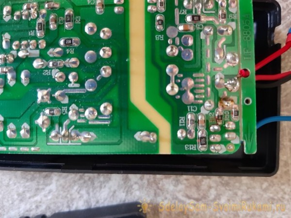 Как изменить выходное напряжение практически любого блока питания