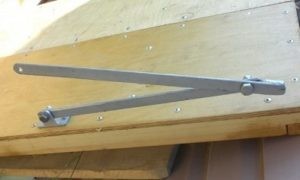 Лестница раскладная на чердак своими руками с люком: пошаговая инструкция Лестница раскладная на чердак своими руками с люком: пошаговая инструкция