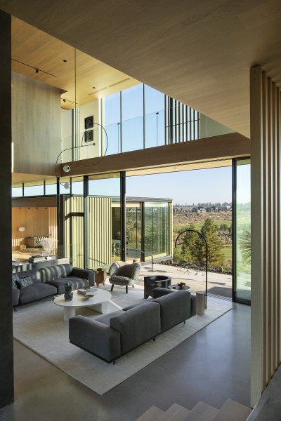 Дом с многослойной пространственной композицией Дом с многослойной пространственной композицией