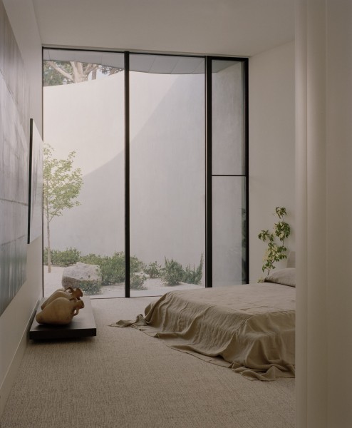 Элегантная резиденция с волнистыми фасадами Элегантная резиденция с волнистыми фасадами