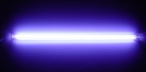 Подсветка лестницы: варианты подсветки на ступенях с датчиком движения