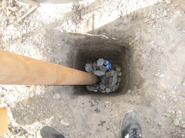 Как сделать забор из сетки рабицы — новые методы установки + расчет Как сделать забор из сетки рабицы — новые методы установки + расчет