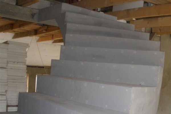 Отделка бетонной лестницы деревом: пошаговая инструкция с фото Отделка бетонной лестницы деревом: пошаговая инструкция с фото