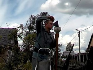 Как построить забор из профлиста своими руками: пошаговая инструкция и важные нюансы