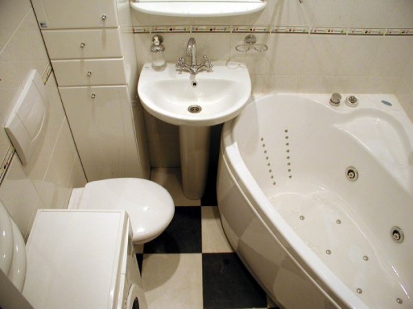 Душевая кабина или ванна: какой вариант выбрать в квартире Душевая кабина или ванна: какой вариант выбрать в квартире