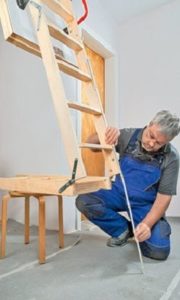 Лестница раскладная на чердак своими руками с люком: пошаговая инструкция Лестница раскладная на чердак своими руками с люком: пошаговая инструкция