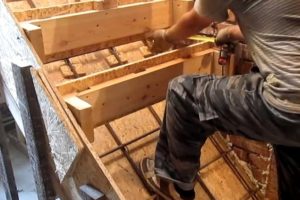 Бетонная лестница своими руками: с какими трудностями придется столкнуться, расчет и пошаговый процесс Бетонная лестница своими руками: с какими трудностями придется столкнуться, расчет и пошаговый процесс