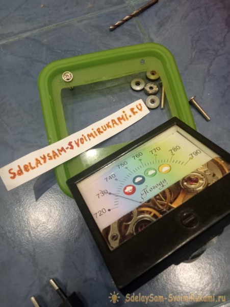 Точный электронный барометр в ретро стиле своими руками