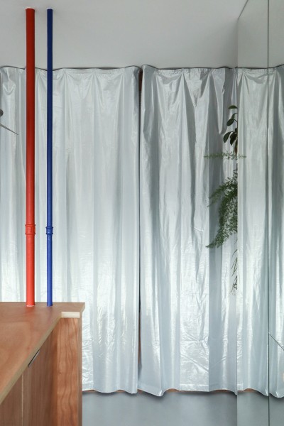 Маленькая квартира с современным гибким дизайном Маленькая квартира с современным гибким дизайном