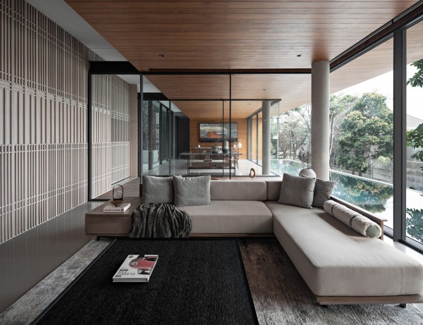 Семейный дом с современным тропическим дизайном