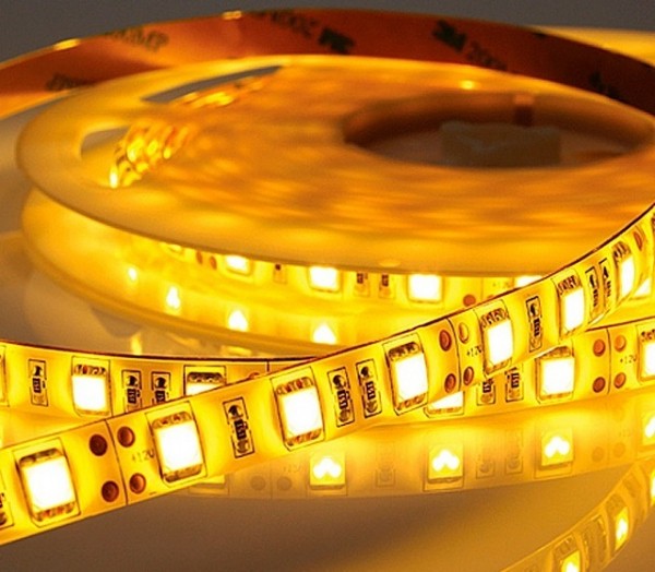 Подсветка лестницы: варианты подсветки на ступенях с датчиком движения