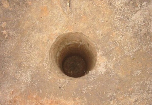 Забор из волнового шифера своими руками: пошаговая инструкция