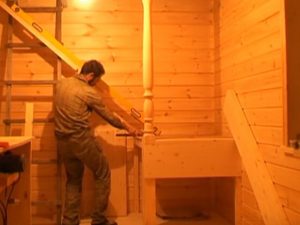 Лестница на мансарду своими руками: пошаговая инструкция + фото Лестница на мансарду своими руками: пошаговая инструкция + фото