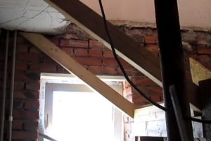 Бетонная лестница своими руками: с какими трудностями придется столкнуться, расчет и пошаговый процесс Бетонная лестница своими руками: с какими трудностями придется столкнуться, расчет и пошаговый процесс