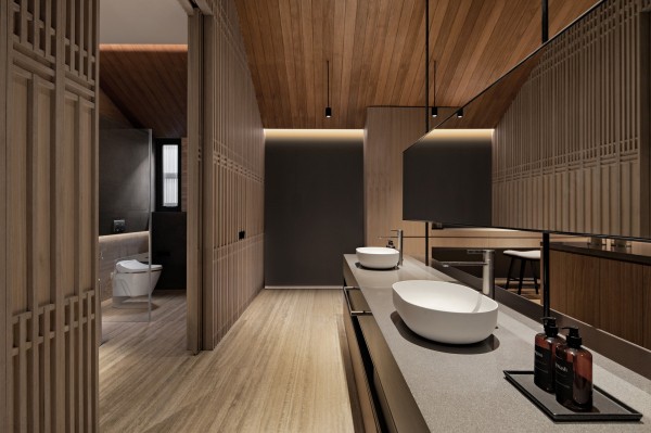 Семейный дом с современным тропическим дизайном