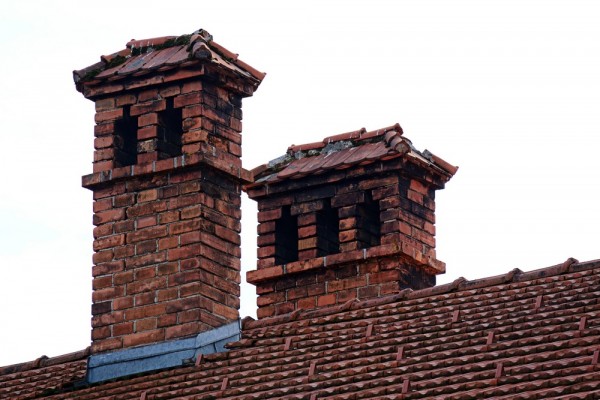 Какой материал для дымохода лучше: ТОП-5 популярных материалов для дымоходов