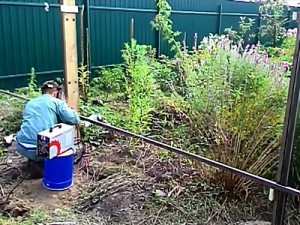 Как построить забор из профлиста своими руками: пошаговая инструкция и важные нюансы