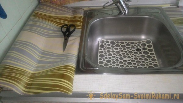 Как в два счета обновить старую столешницу своими руками