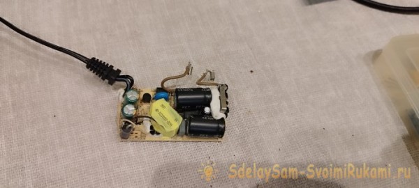 Как я легко переделал люминесцентную лампу в светодиодную