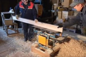 Деревянный забор на металлических столбах своими руками: пошаговая инструкция + фото