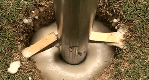 Как сделать забор из сетки рабицы — новые методы установки + расчет Как сделать забор из сетки рабицы — новые методы установки + расчет