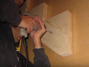 Забежная лестница своими руками: схемы + пошаговая инструкция с фото Забежная лестница своими руками: схемы + пошаговая инструкция с фото