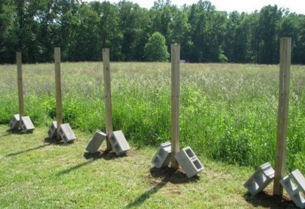 Бетонирование столбов для забора: устанавливаем забор правильно Бетонирование столбов для забора: устанавливаем забор правильно