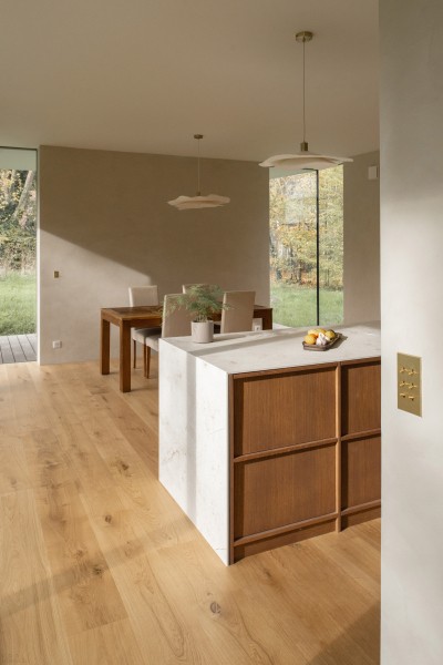 Биоклиматический дом, объединяющий традиционную и современную архитектуру