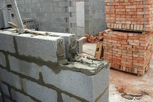 В какое время лучше всего строить дом: выбираем лучший сезон для строительства В какое время лучше всего строить дом: выбираем лучший сезон для строительства