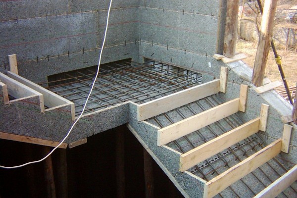 Армирование монолитной лестницы — как выполнить правильно и без лишних затрат