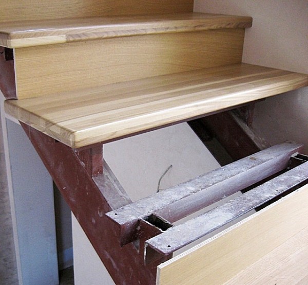 Лестница в погреб своими руками: выбор конструкции и пошаговая инструкция по изготовлению Лестница в погреб своими руками: выбор конструкции и пошаговая инструкция по изготовлению