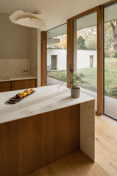 Биоклиматический дом, объединяющий традиционную и современную архитектуру