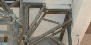 Лестница из профильной трубы своими руками: чертежи и пошаговая инструкция