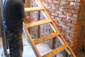 Бетонная лестница своими руками: с какими трудностями придется столкнуться, расчет и пошаговый процесс Бетонная лестница своими руками: с какими трудностями придется столкнуться, расчет и пошаговый процесс