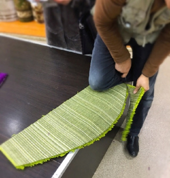 Накладки на ступени лестницы из ковролина: особенности выбора