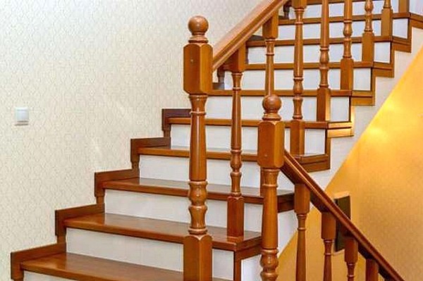 Отделка бетонной лестницы деревом: пошаговая инструкция с фото Отделка бетонной лестницы деревом: пошаговая инструкция с фото