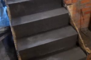 Бетонная лестница своими руками: с какими трудностями придется столкнуться, расчет и пошаговый процесс Бетонная лестница своими руками: с какими трудностями придется столкнуться, расчет и пошаговый процесс