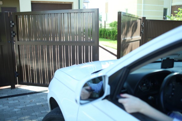 Автоматизация въездных и гаражных ворот: пошаговая инструкция Автоматизация въездных и гаражных ворот: пошаговая инструкция