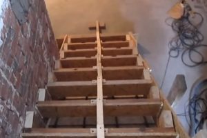 Бетонная лестница своими руками: с какими трудностями придется столкнуться, расчет и пошаговый процесс Бетонная лестница своими руками: с какими трудностями придется столкнуться, расчет и пошаговый процесс