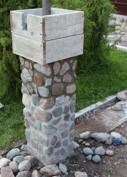 Забор из камня своими руками: пошаговый процесс с пояснениями Забор из камня своими руками: пошаговый процесс с пояснениями