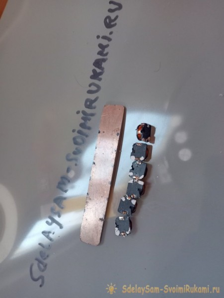 Ультратонкий звукосниматель для гитары без намотки Ультратонкий звукосниматель для гитары без намотки