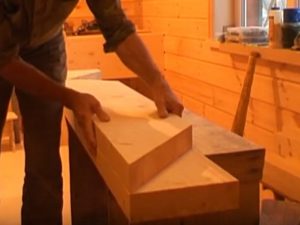 Лестница на мансарду своими руками: пошаговая инструкция + фото Лестница на мансарду своими руками: пошаговая инструкция + фото